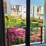 Idyll Homes The Penthouse Apartment Avdhellero