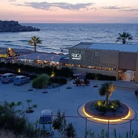 Idyll Homes The Penthouse *