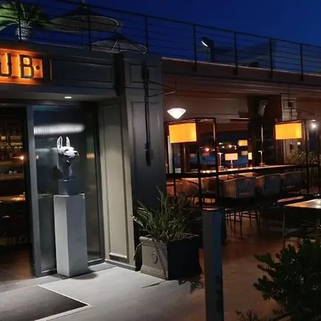 Apartman Idyll Homes The Penthouse Avdeleró