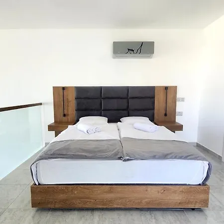 Idyll Homes The Penthouse Avdhellero