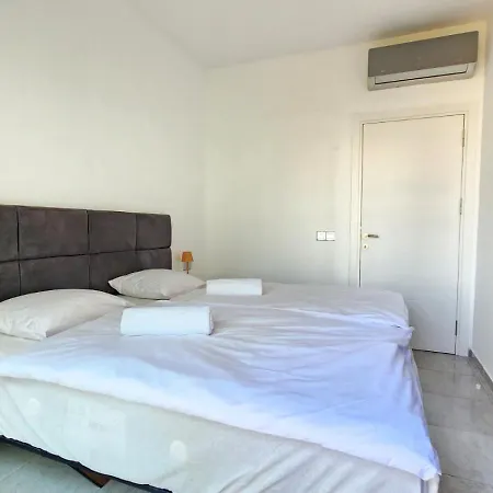 Idyll Homes The Penthouse * Avdhellero