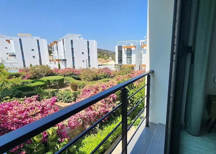 Idyll Homes The Penthouse Apartment *