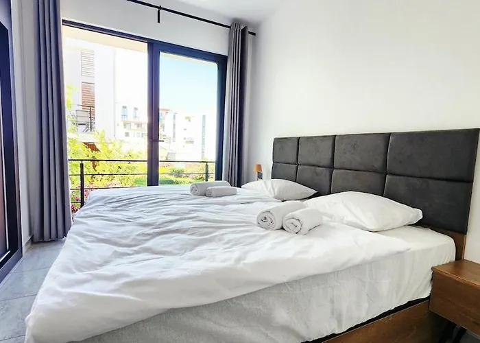 Idyll Homes The Penthouse Avdhellero