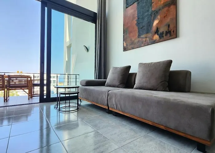 Idyll Homes The Penthouse * Avdhellero