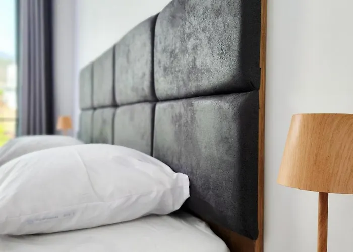 Idyll Homes The Penthouse Apartment *