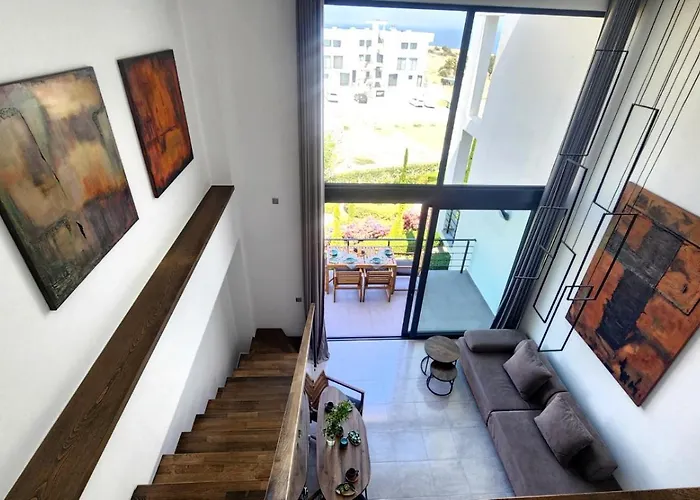 Idyll Homes The Penthouse * Avdhellero